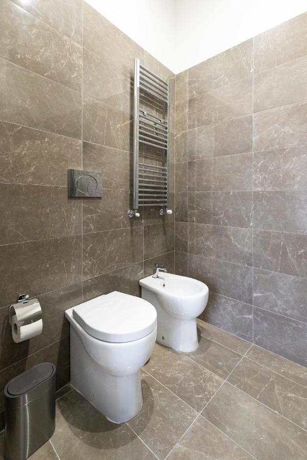 FJ Bianco Guest House Naples Extérieur photo
